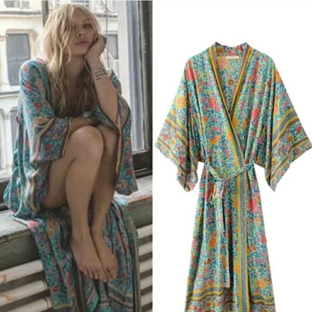 Woven Kimono Folk Town